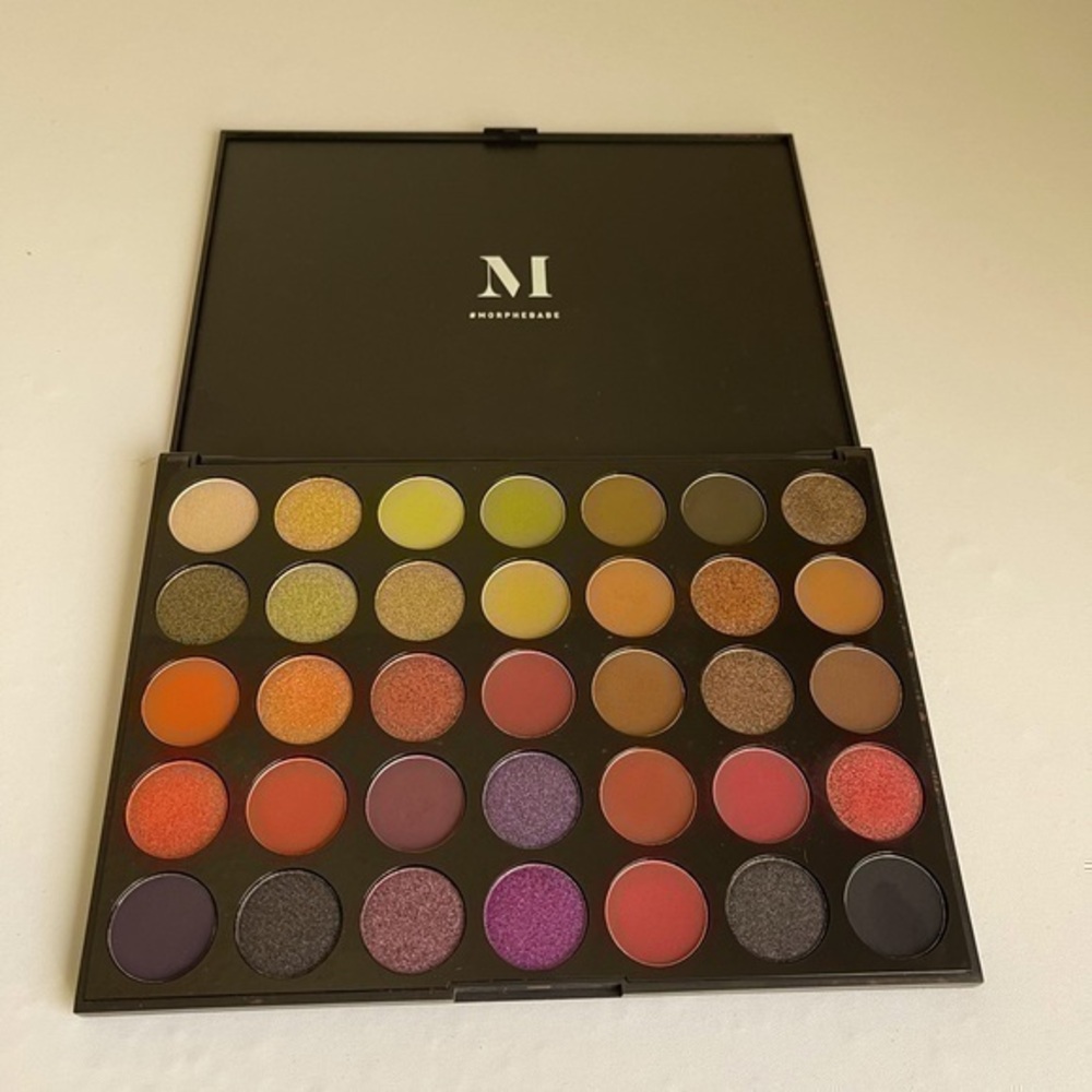 Morphe Artistry palette